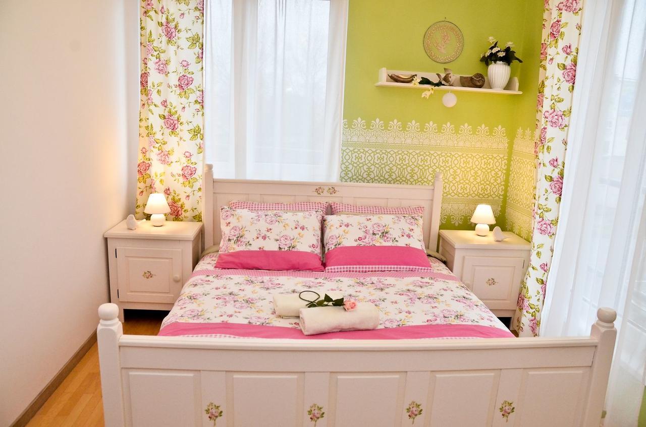Romantic Apartman Hajduszoboszlo Exterior foto