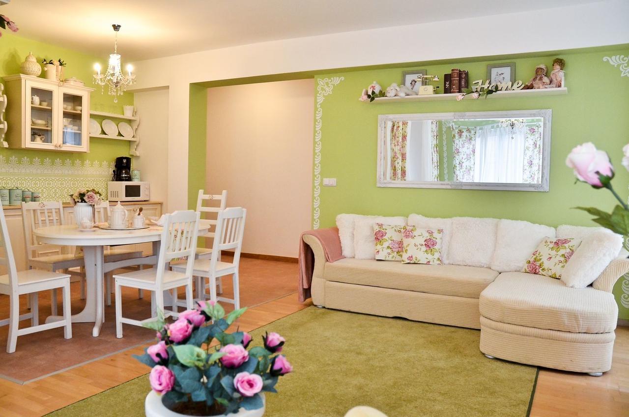 Romantic Apartman Hajduszoboszlo Exterior foto