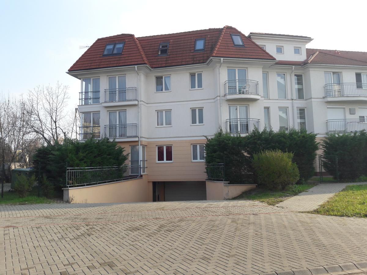 Romantic Apartman Hajduszoboszlo Exterior foto