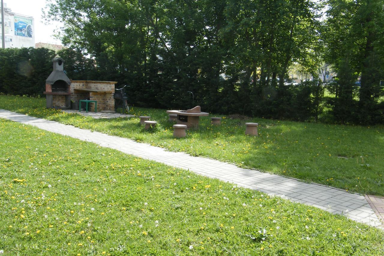 Romantic Apartman Hajduszoboszlo Exterior foto
